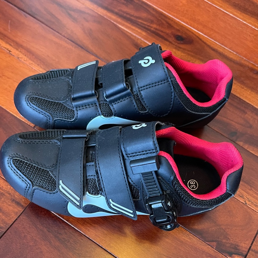 Peloton Spin Cycling Cleats Size 38